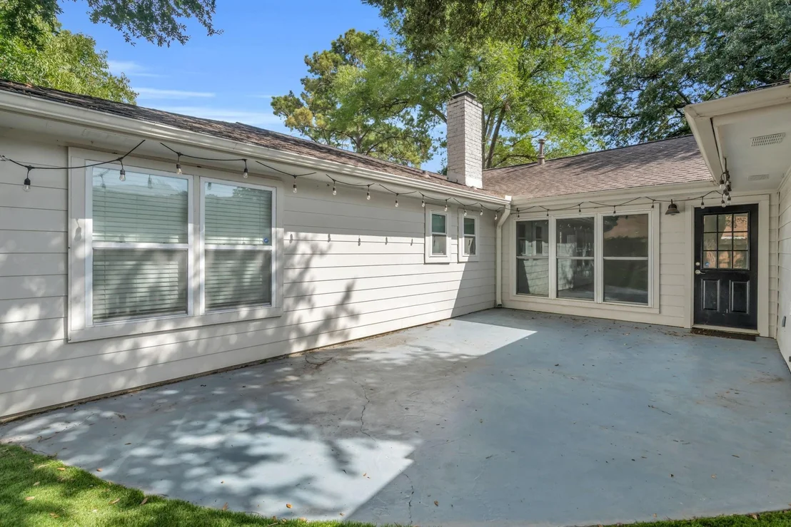 Photo of 11418 Valley Stream Drive