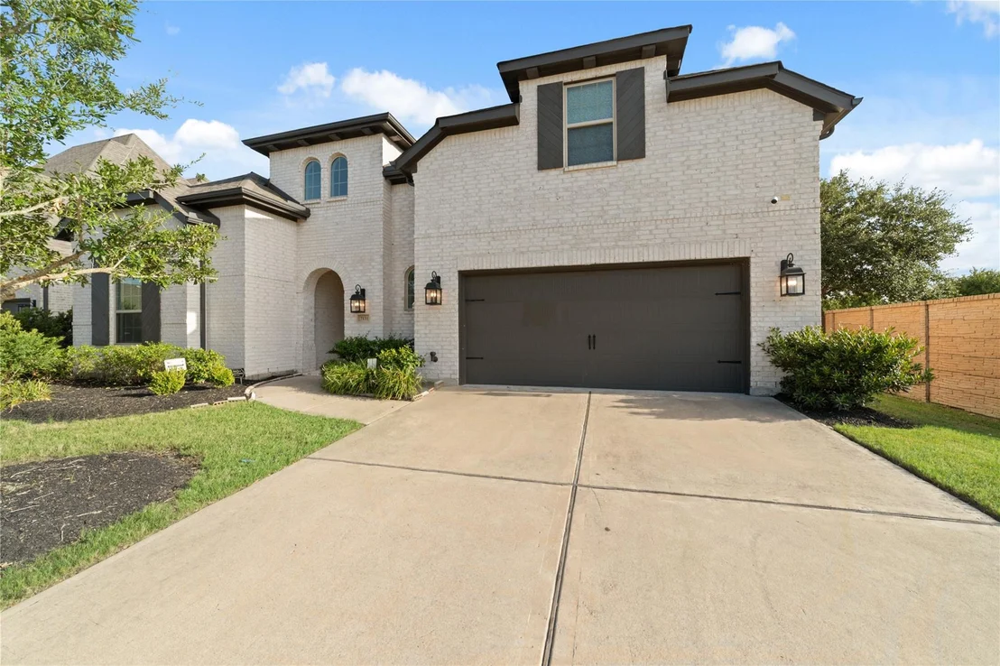 Photo of 7131 Button Bush Way