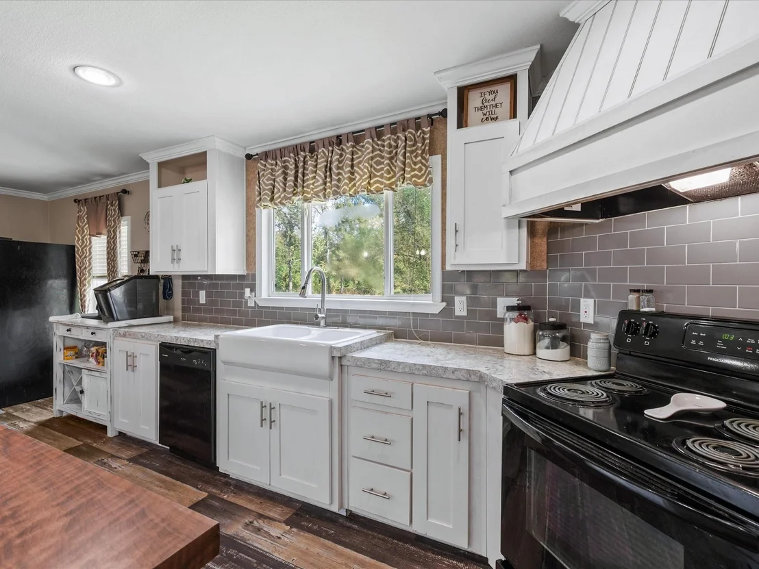 Photo of 11197 Artic Circle