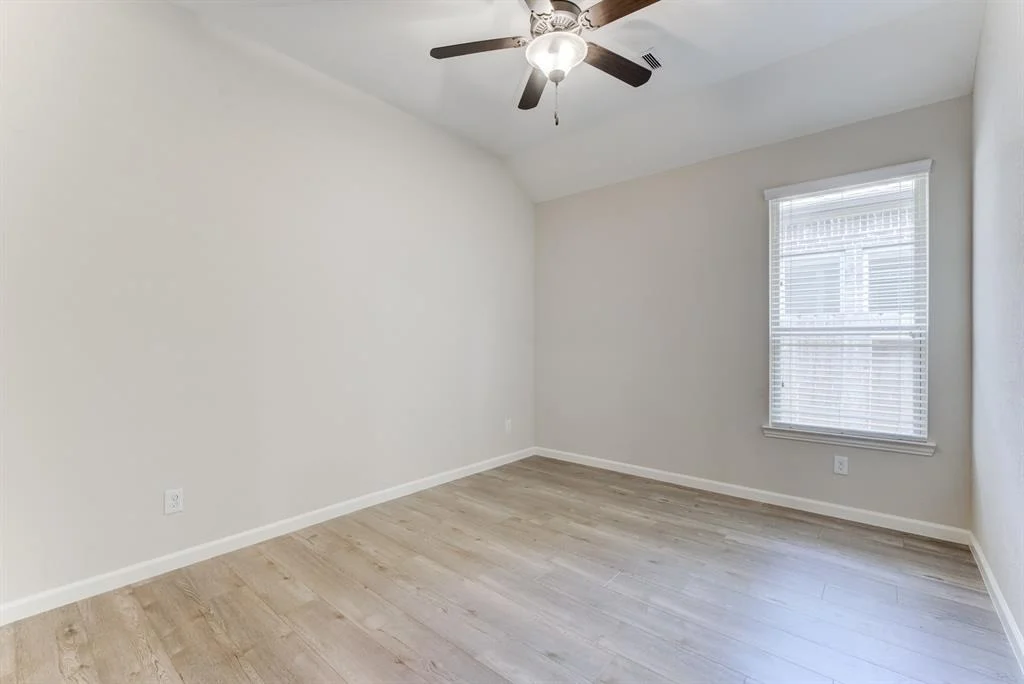 Photo of 21930 Avalon Queen Drive