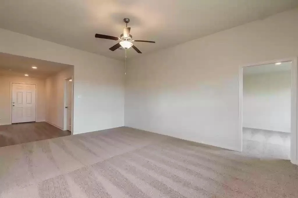 Photo of 8135 Vacek Meadows Loop