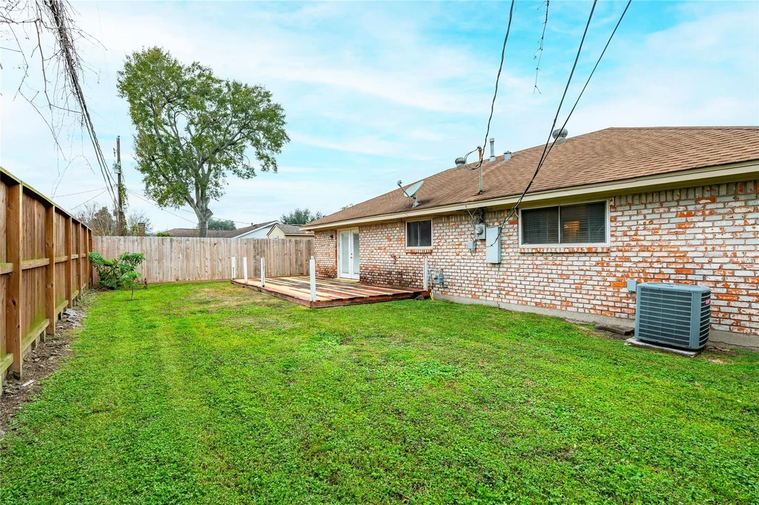 Photo of 4908 Holly Park Drive
