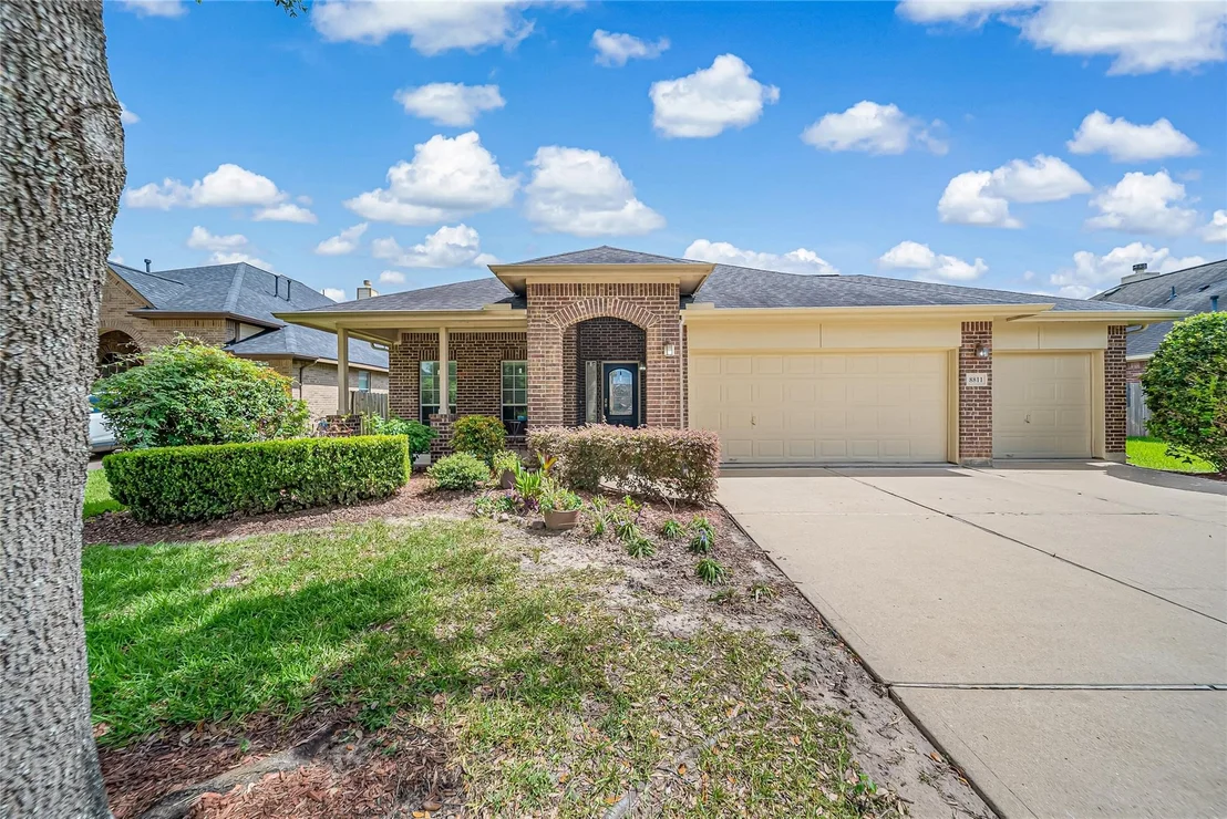 Photo of 8811 Henrico Lane