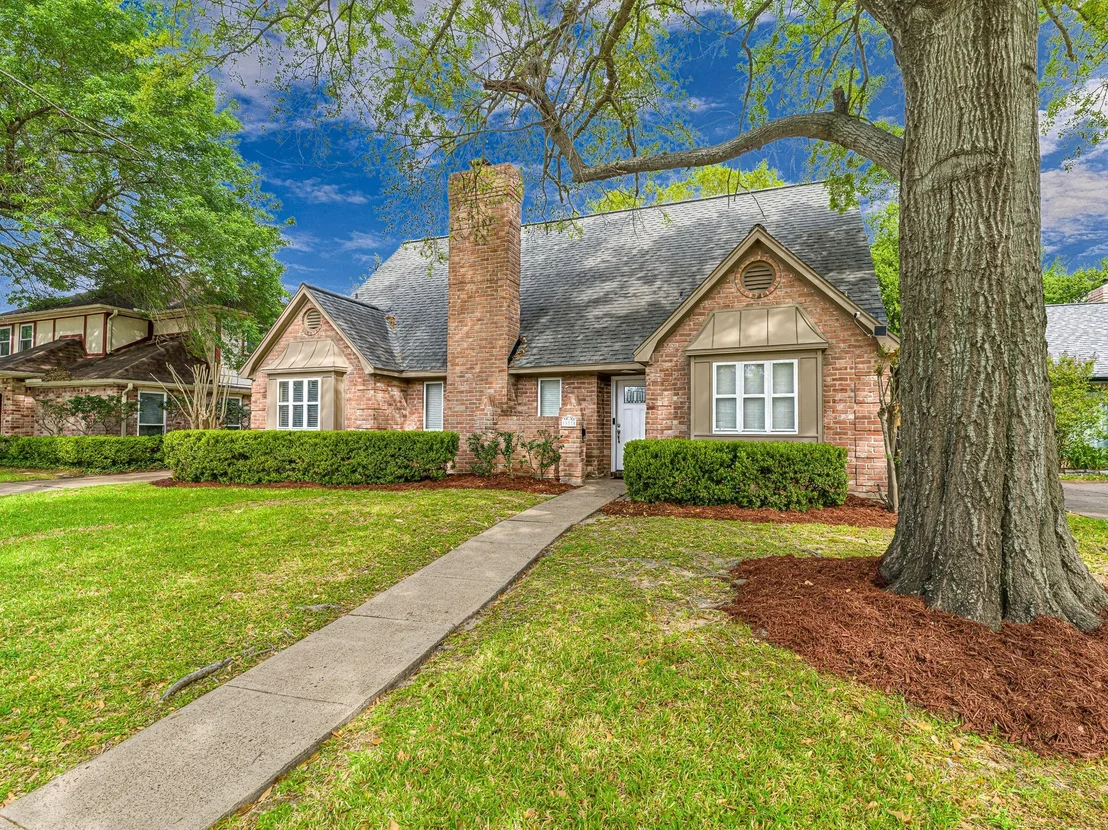 Photo of 15214 El Padre Drive