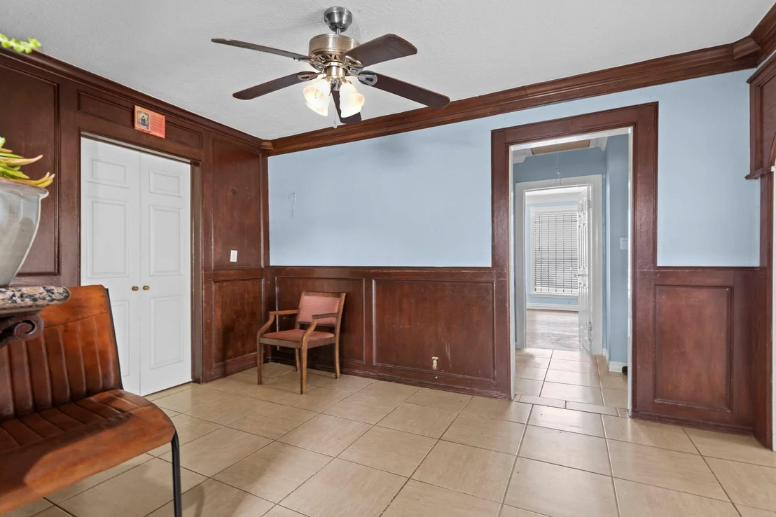 Photo of 8205 Appleton