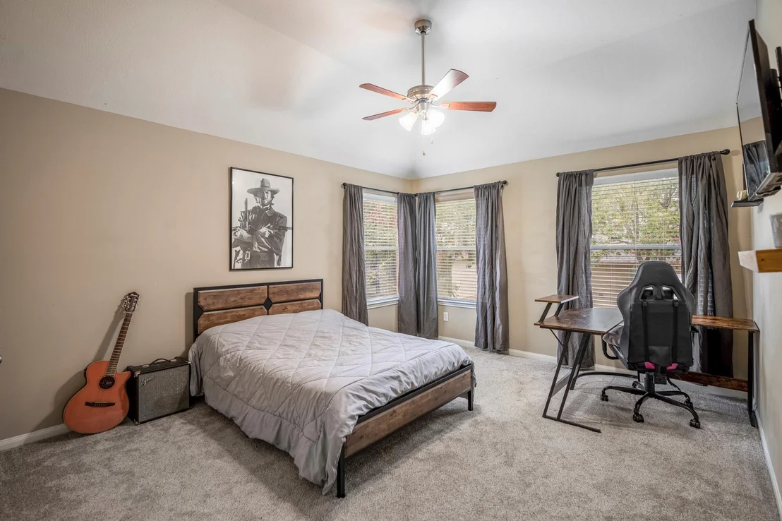 Photo of 11826 Thoreau Drive