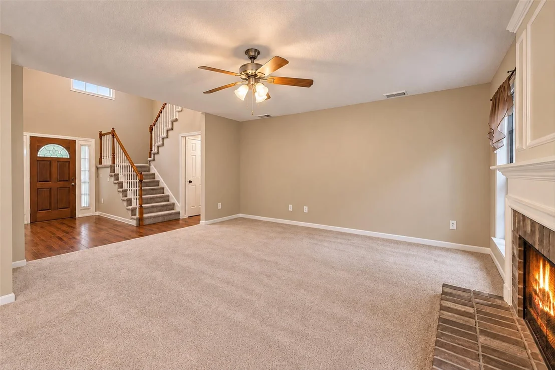 Photo of 42 Thorn Berry Place