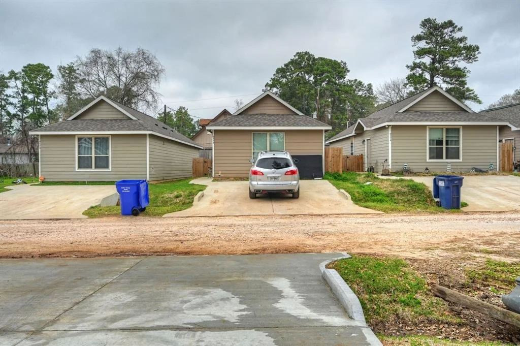 Photo of 9771 Blackgum Street