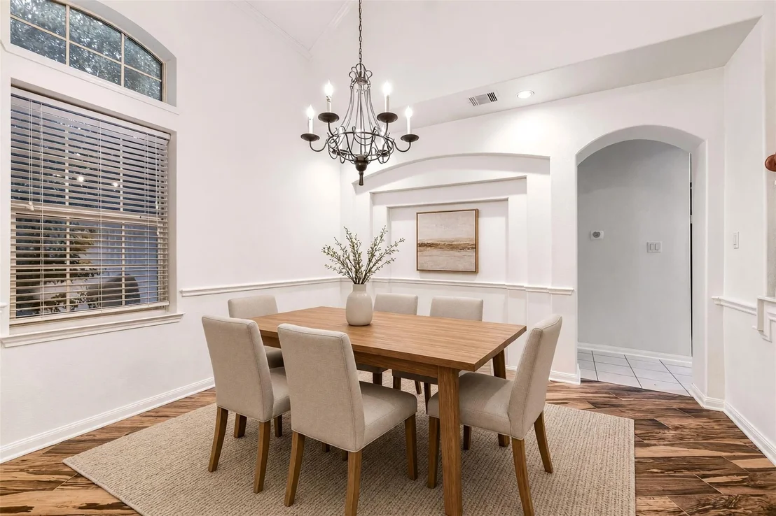 Photo of 511 Silver Creek Circle