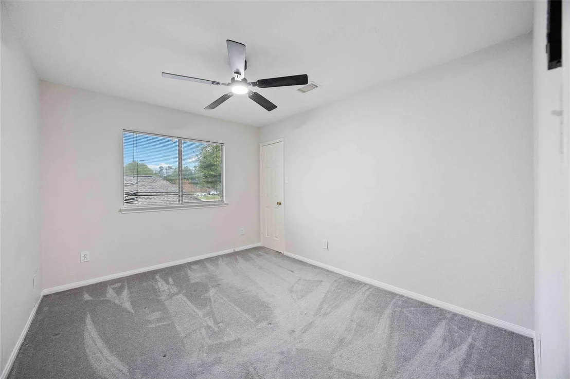 Photo of 15 Finetta Lane