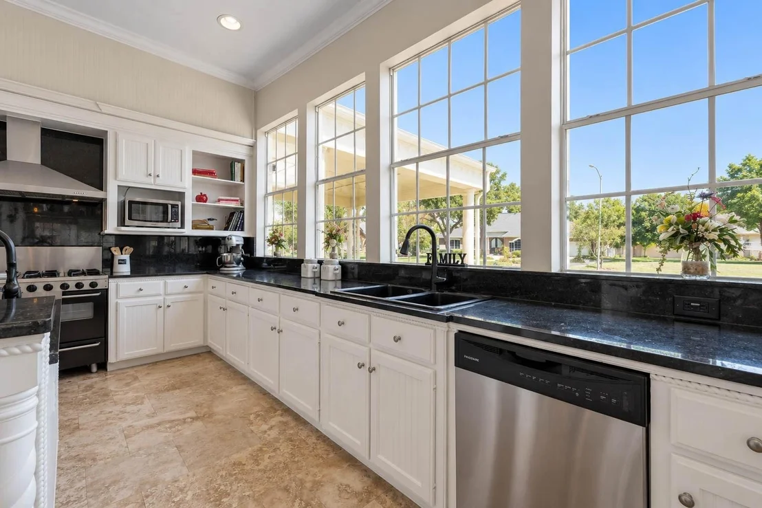Photo of 33103 Whickham Circle