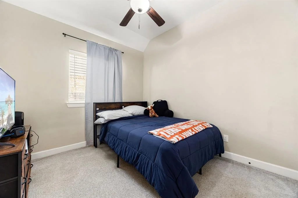 Photo of 459 Stonebrook Lane