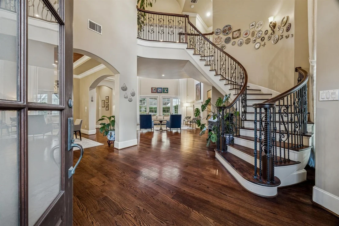 Photo of 170 Plantation Road