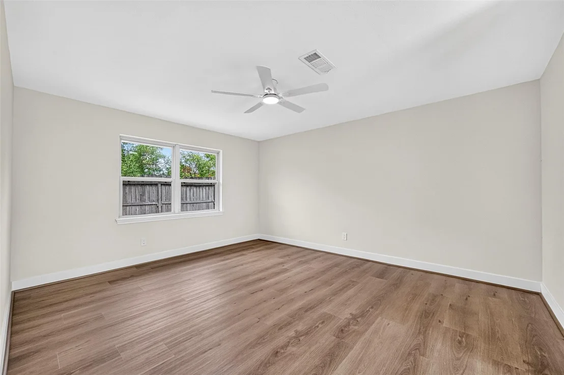 Photo of 401 Shirleen Drive