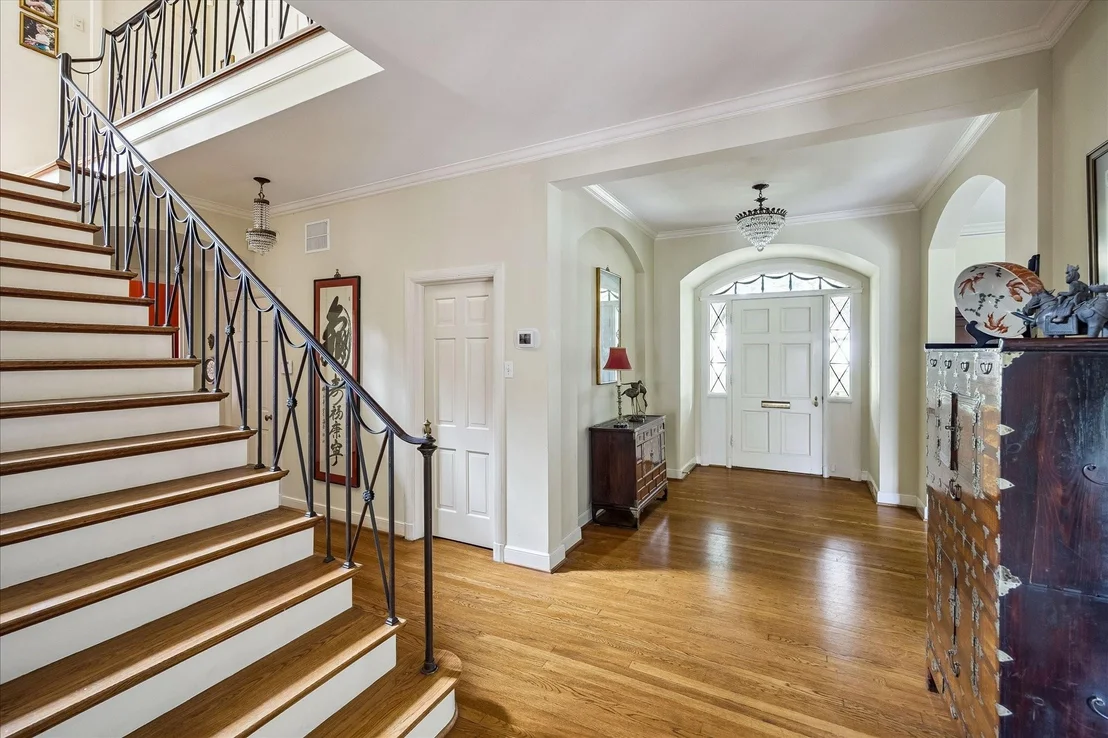 Photo of 1705 North Boulevard