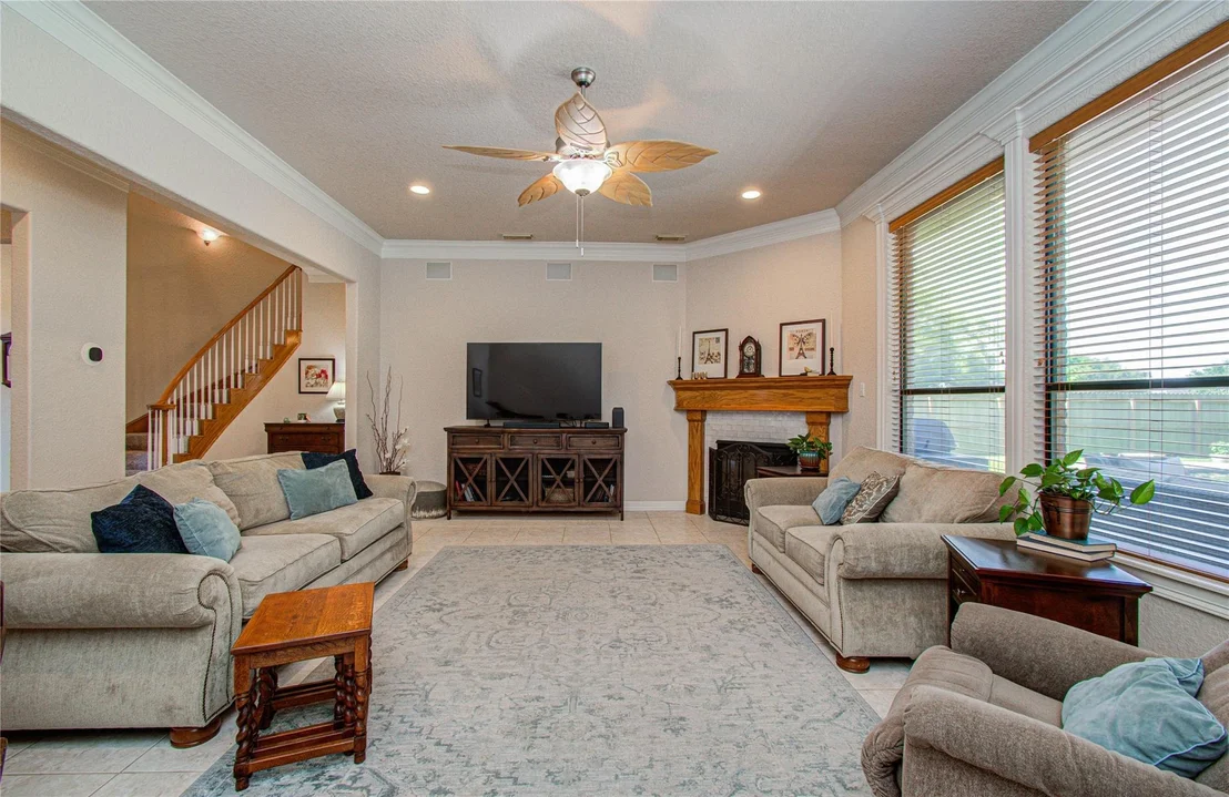 Photo of 805 Enchanted Oaks Drive