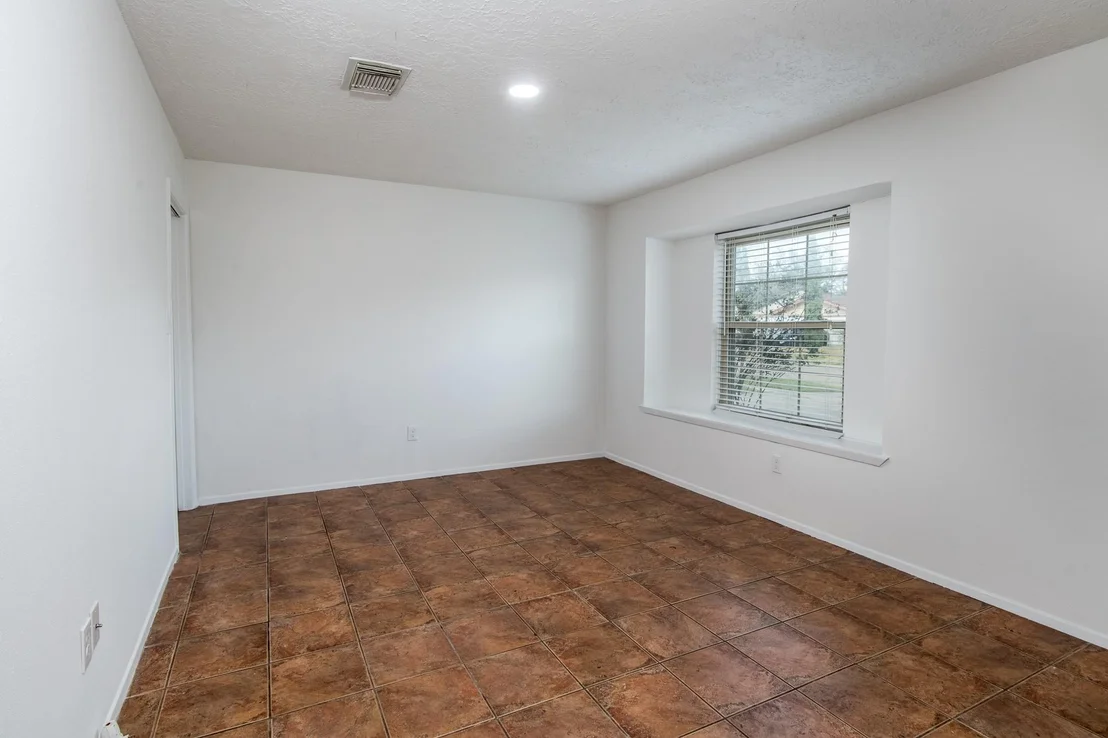 Photo of 9707 Whitepost Lane