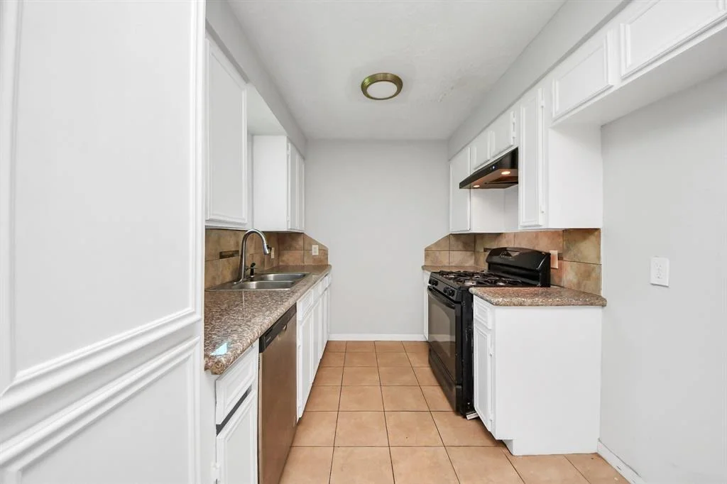 Photo of 12610 Chiswick Road