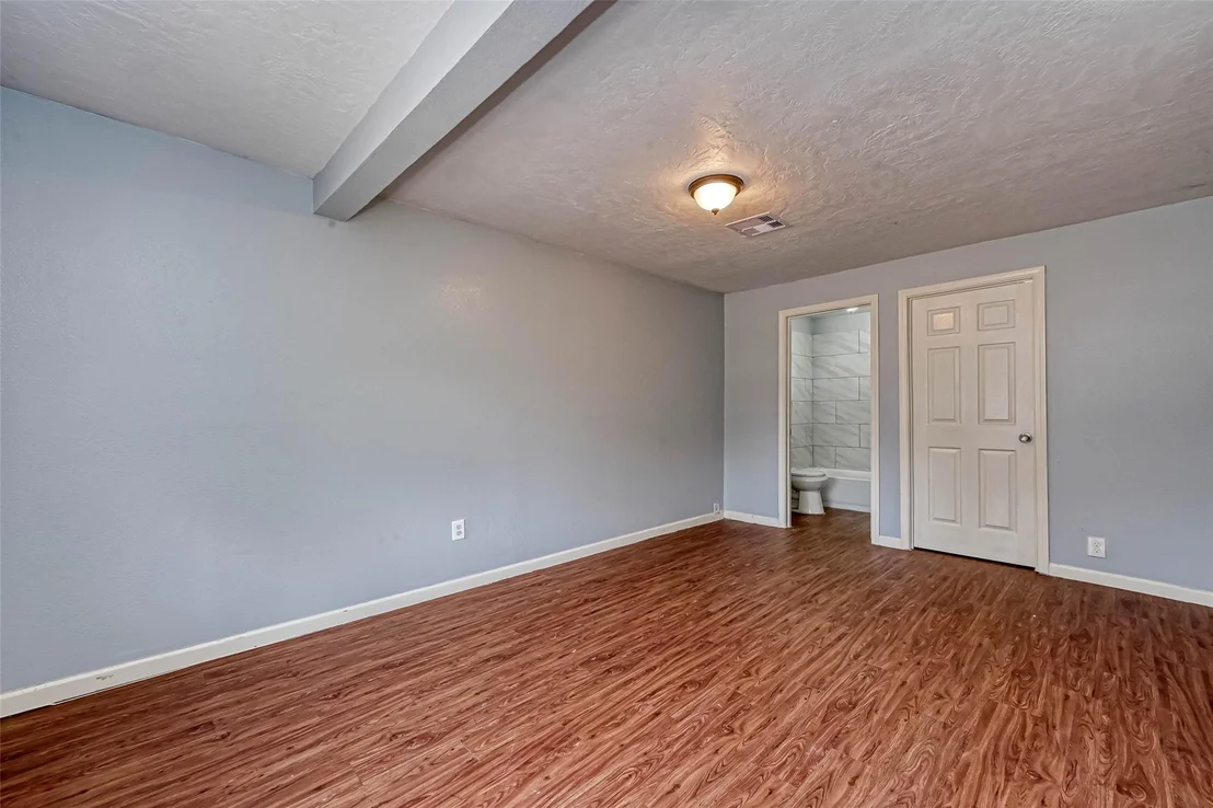 Photo of 5431 Willow Glen Drive