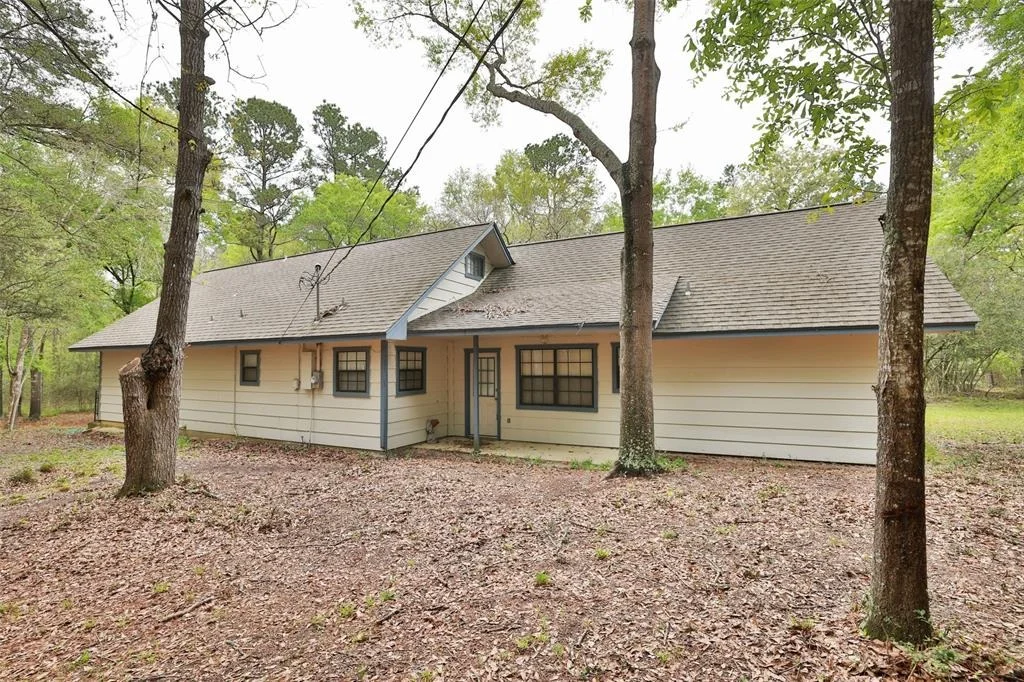 Photo of 9239 Walnut Road