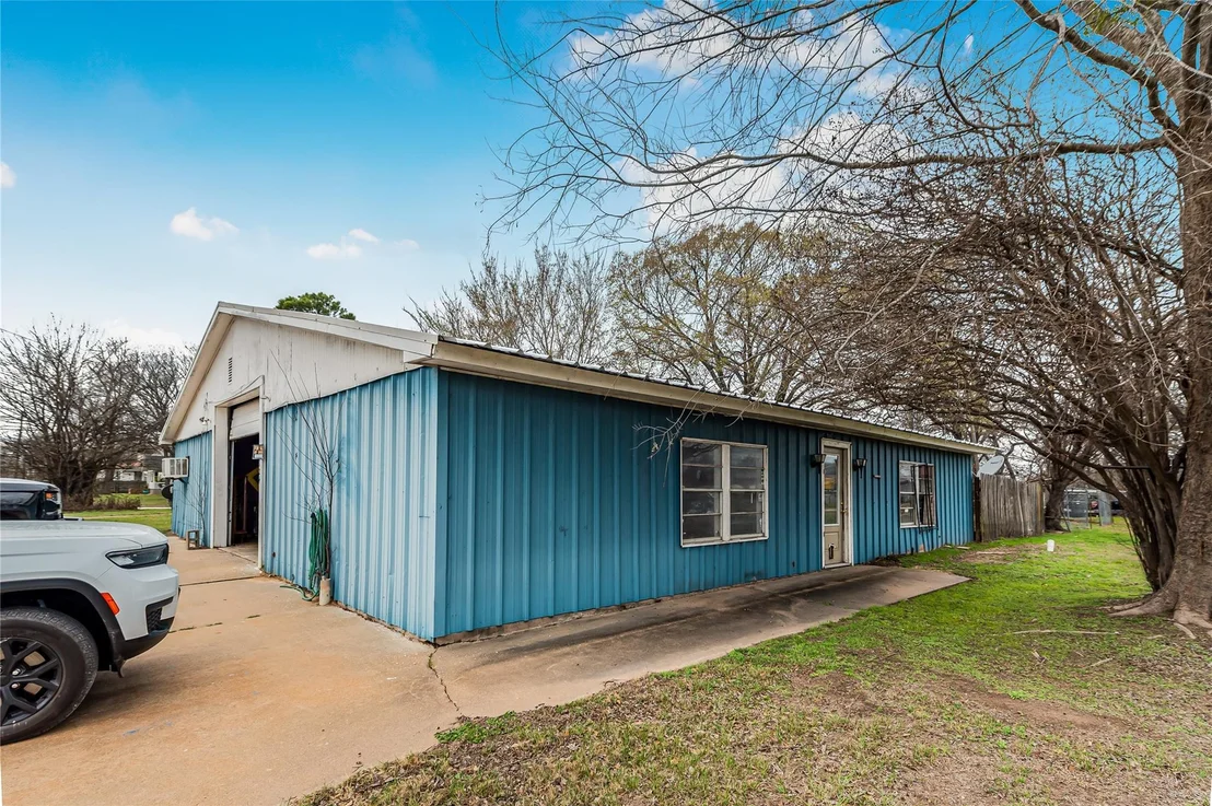 Photo of 124 12th Street