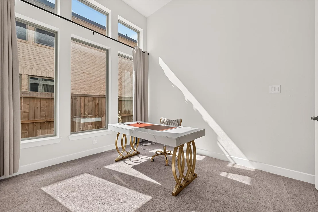 Photo of 31019 Sun Valley Drive