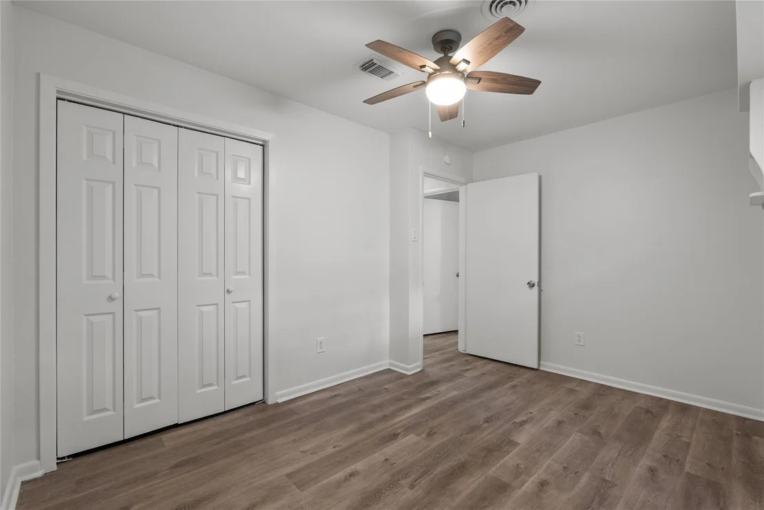 Photo of 1102 Avenue C