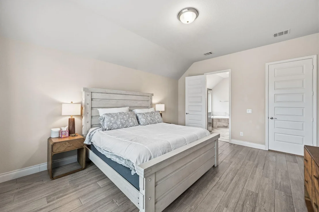 Photo of 12111 Woodnote Lane