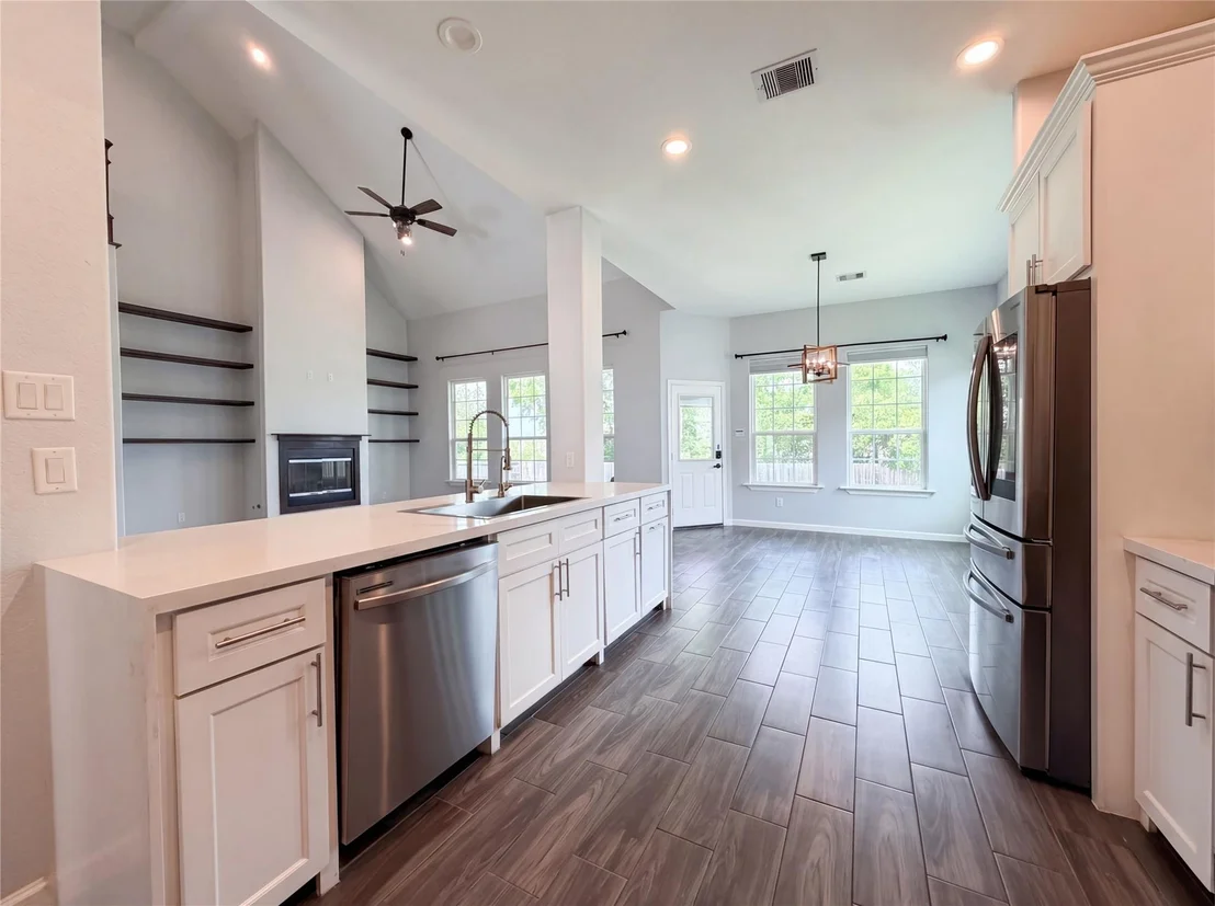 Photo of 40406 Mostyn Drive
