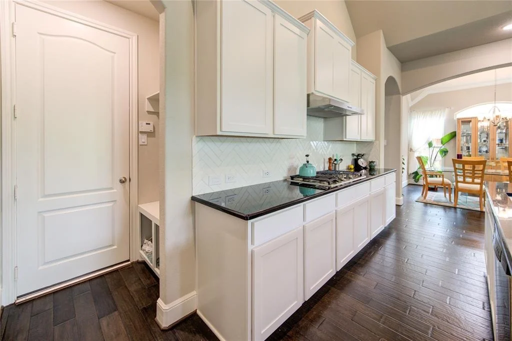 Photo of 4835 Legend Creek Drive