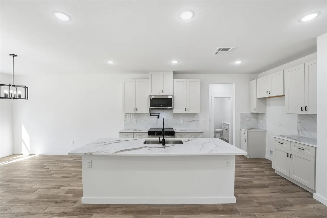 Photo of 14782 Cedar Circle
