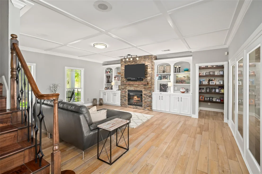 Photo of 2409 Taylor Lane
