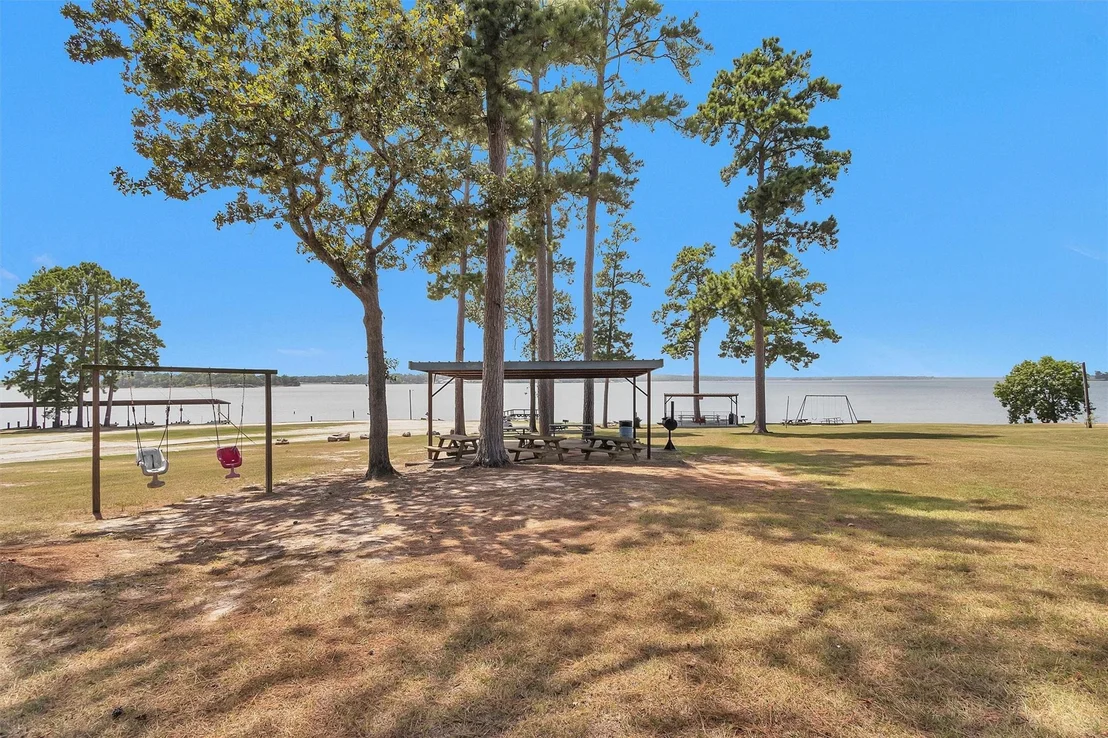 Photo of 308 N Point Drive