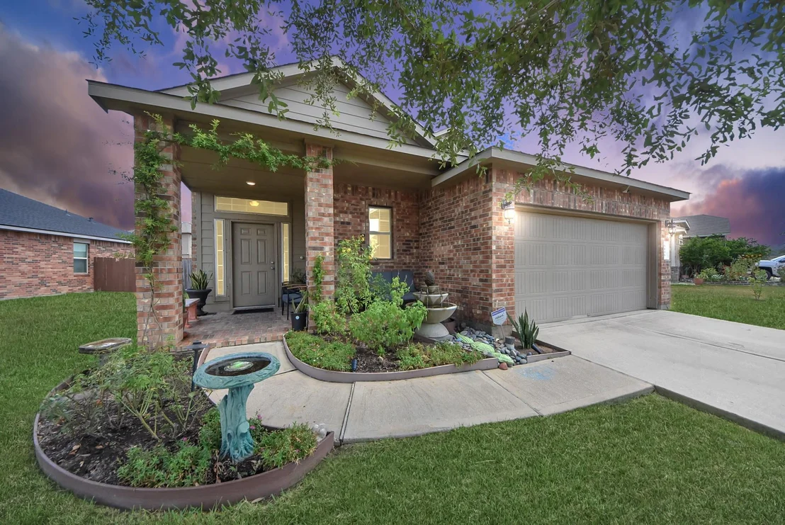 Photo of 5106 Royal Jasmine Place