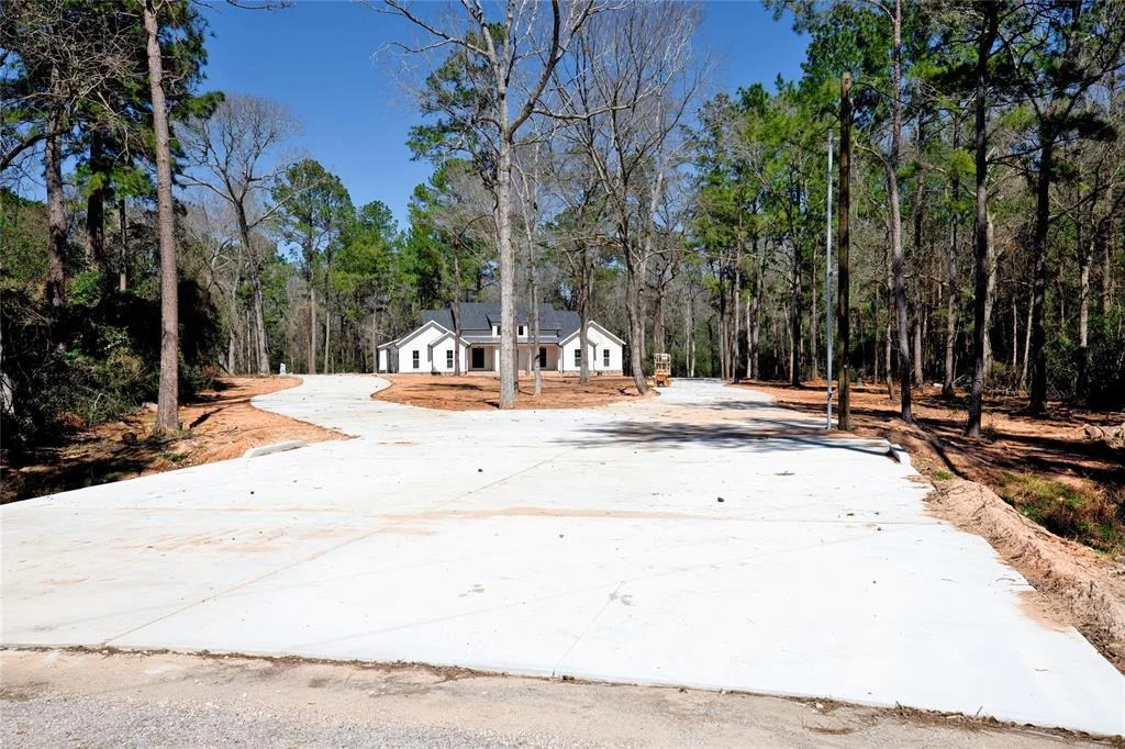 Photo of 9477 Leeward Cove