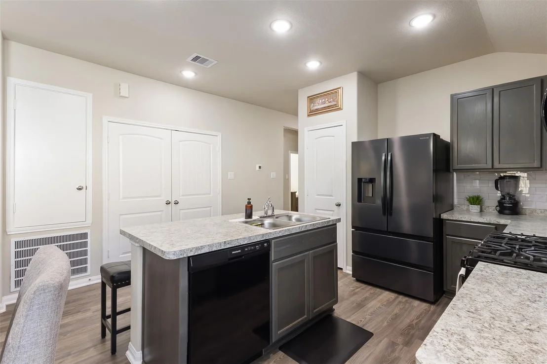 Photo of 5307 Basquiat Drive