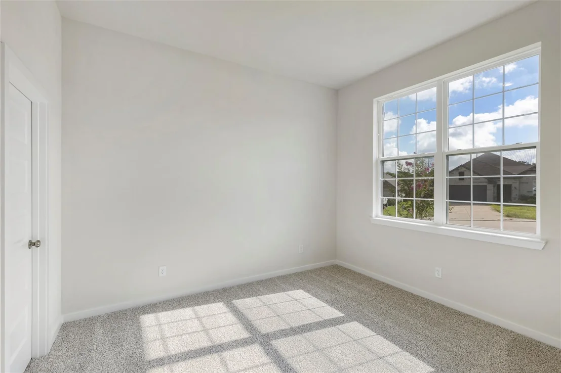 Photo of 1453 Lake Ridge Drive
