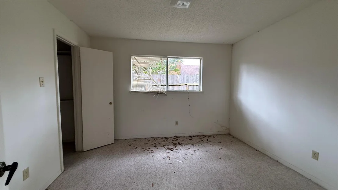 Photo of 4227 Willow Beach Drive