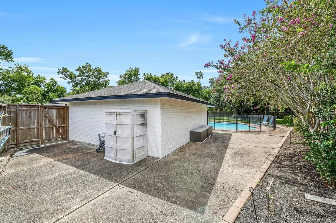 Photo of 9 Earlham Drive
