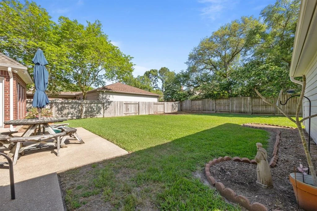 Photo of 4010 Walnut Pond Drive