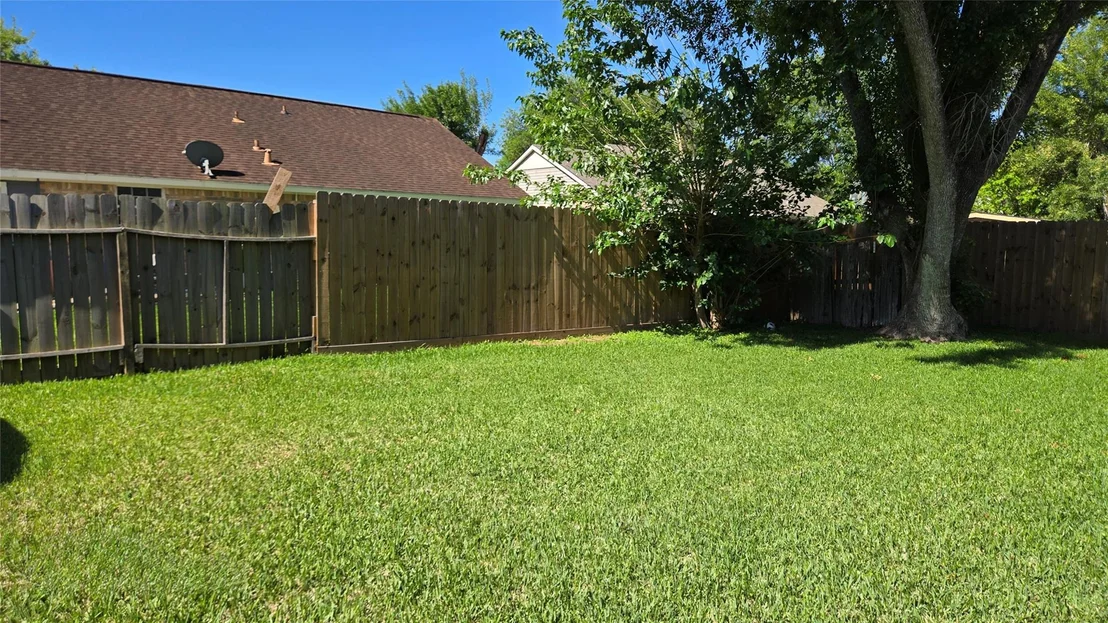 Photo of 6934 Tara Drive