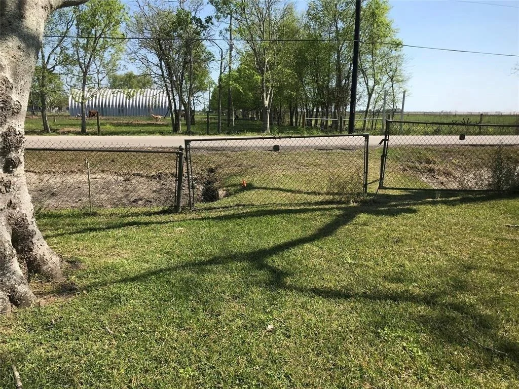 Photo of 8002 County Road 172