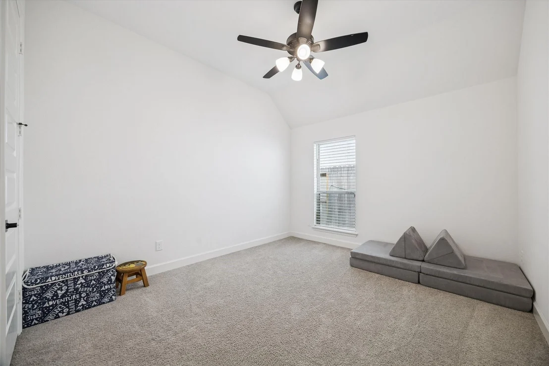 Photo of 31130 Crescent Hill Drive