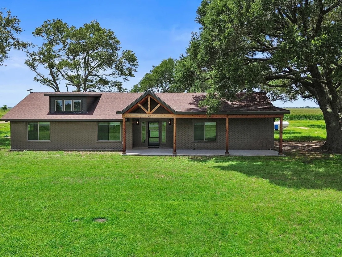 Photo of 3231 County Road 458