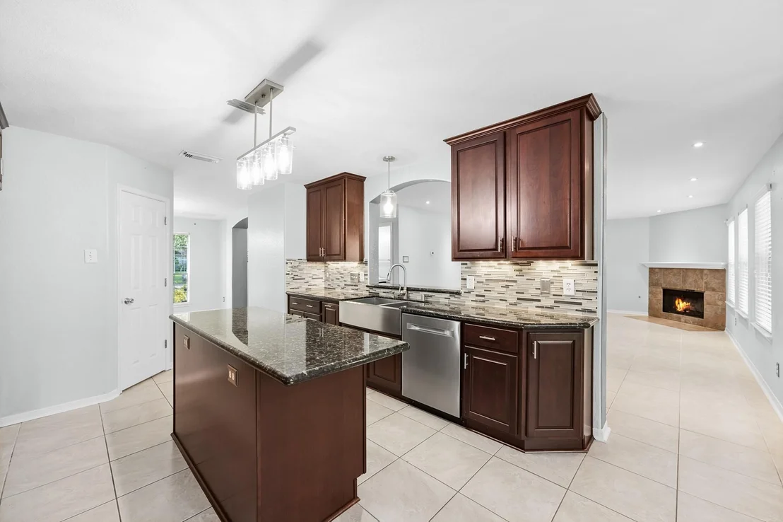 Photo of 7909 Silver Oak Drive