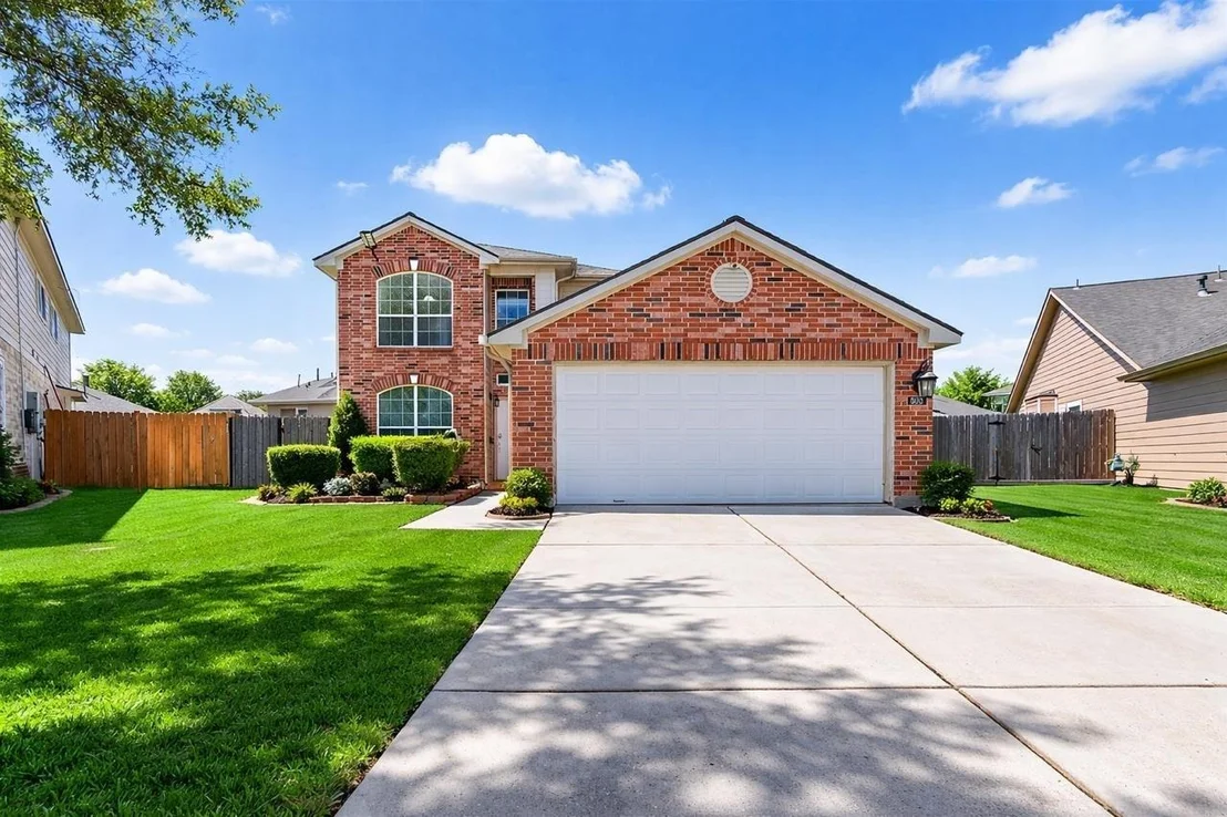 Photo of 903 Red Alder Circle