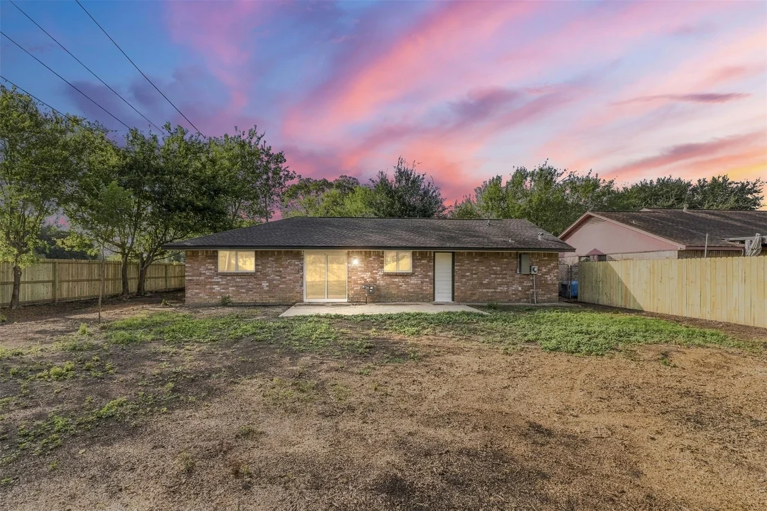 Photo of 7502 Woodsman Trail