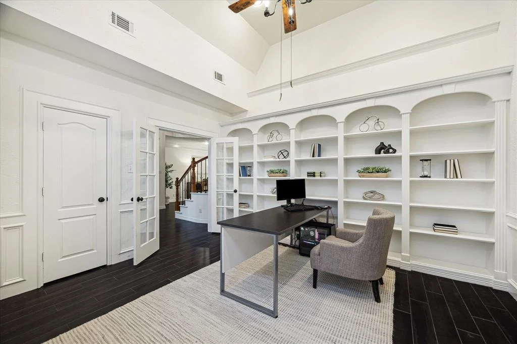 Photo of 1703 Windsor Park Drive