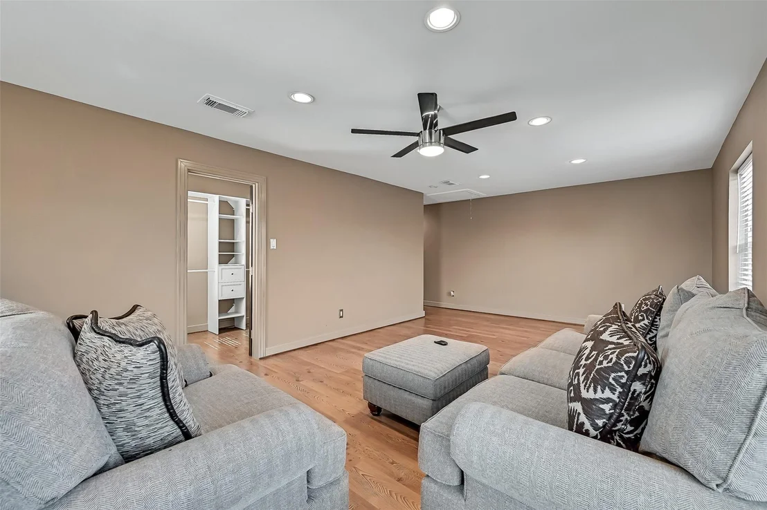 Photo of 3934 Tres Drive