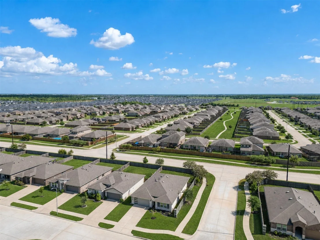 Photo of 818 Betsy Hill Drive